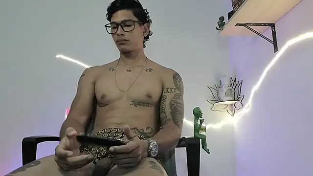 Chat +18 de srghost333 ao vivo