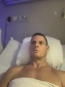 הופעת וובקאם של JockNThirsty