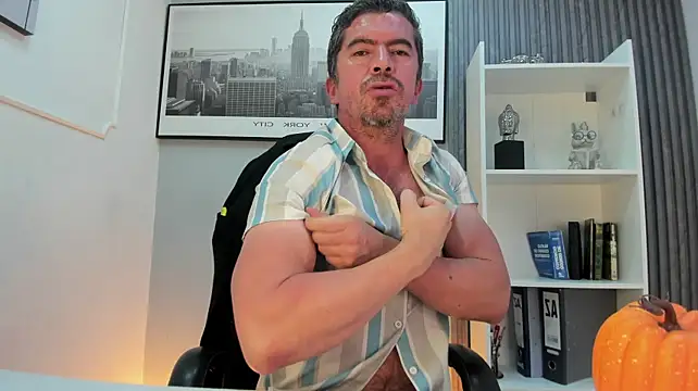 Pokazy przed kamerką – JuanKFit_45