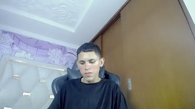 Asher_athlets XXX чат на живо