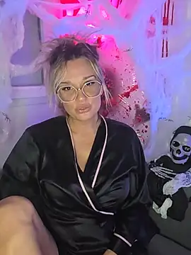SpicyVicky Chat XXX in diretta