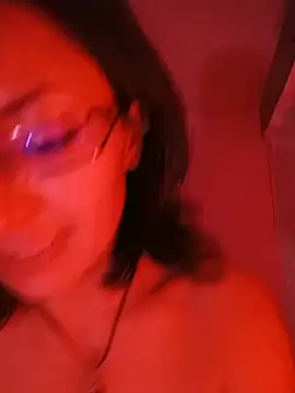 Chat XXX en directo de LucyCherry69