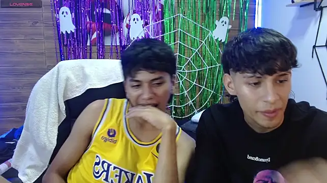 Chat +18 de markbowie ao vivo