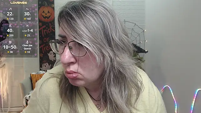 Chat XXX en directo de KKMimiKK