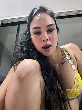 Chat XXX en directo de FOX_LATINA