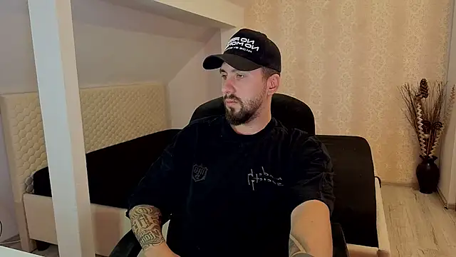 LoganStroud Chat XXX live