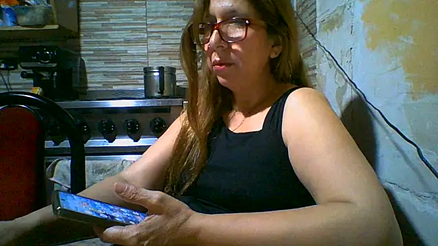 cari75n Live XXX chat