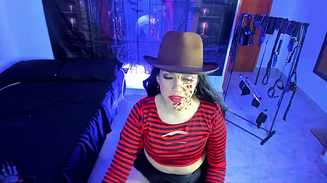 Cris_bdsm1のライブXXXチャット