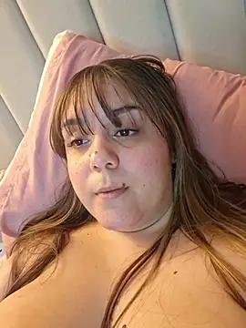 its_lauu_'s Live XXX Chat