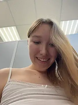 -NaughtyAngel- Live XXX-chat