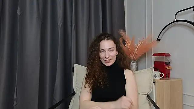 Tilarednima live XXX chat