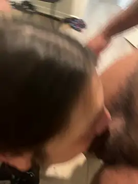 צ'אט XXX בשידור חי של treasurebabii