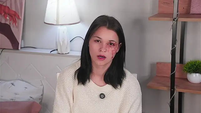 Chat +18 de SigridPharris ao vivo