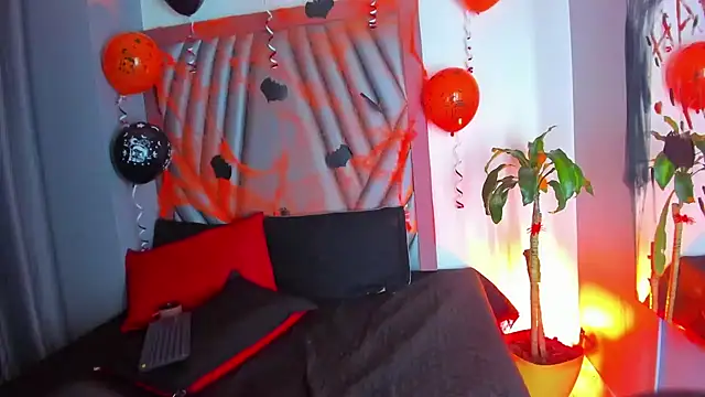 Chat XXX en directo de Aura-bakerr