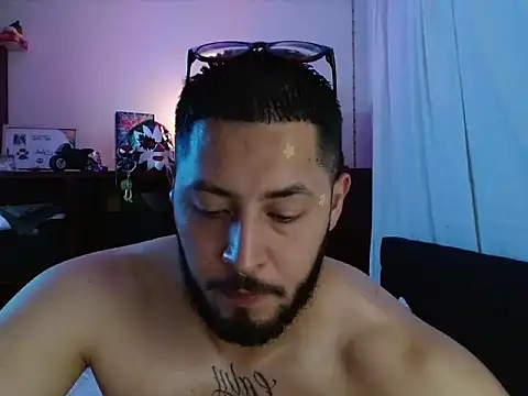 Spilios_low 现场XXX聊天