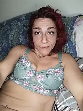 kikifidm's Live XXX Chat