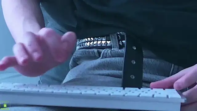 צ'אט XXX בשידור חי של RoxyKyper