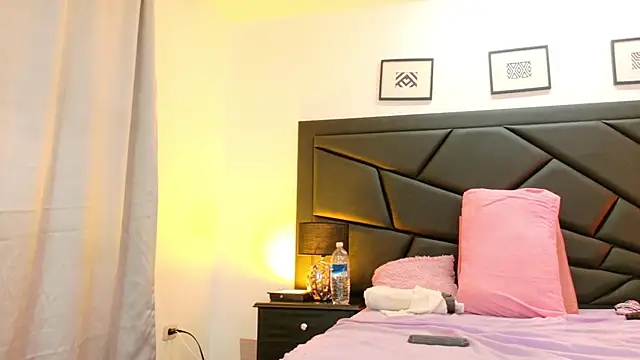 MeryStone's Live XXX Chat