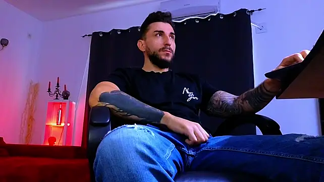 แชท XXX สดของ MightyAaron66