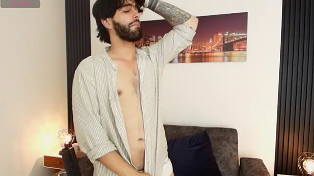 Chat +18 de Aaron_Tate_ ao vivo