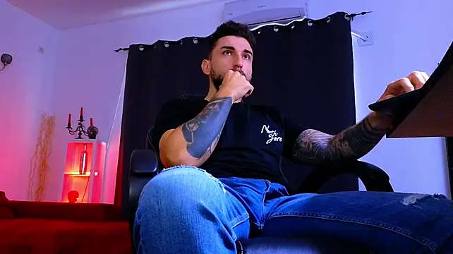 แชท XXX สดของ MightyAaron66