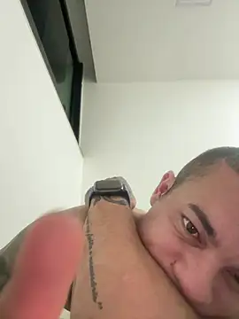 JUDSONMUFAZA Show Webcam