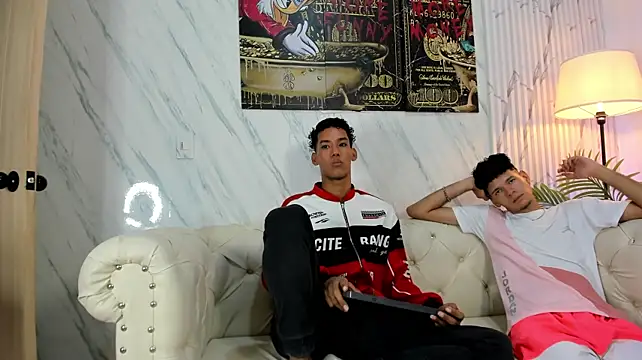 Chat +18 de PRETTY_LOVERX ao vivo