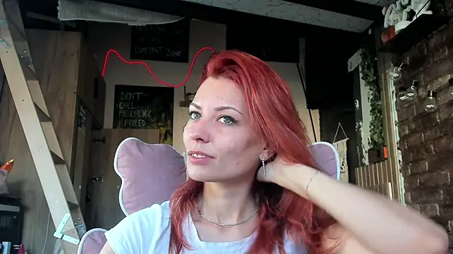 karo123421 Adlı Modelin Canlı XXX Sohbeti