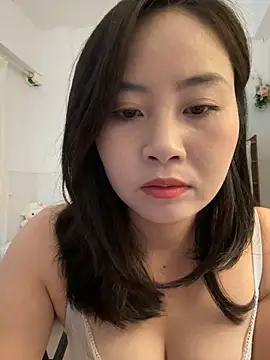 wly2028 即時 XXX 聊天