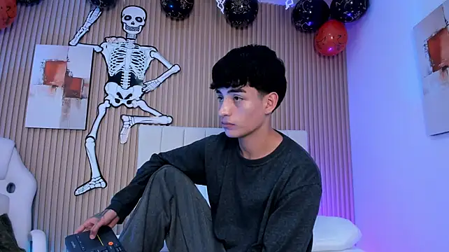 Filiph_Sterliing Chat XXX in diretta