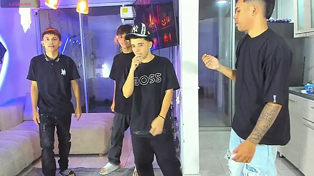 Chat +18 de Houseofwarrios ao vivo