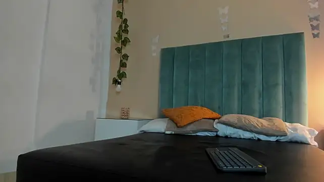Ixxus_Raven – Live XXX-chat