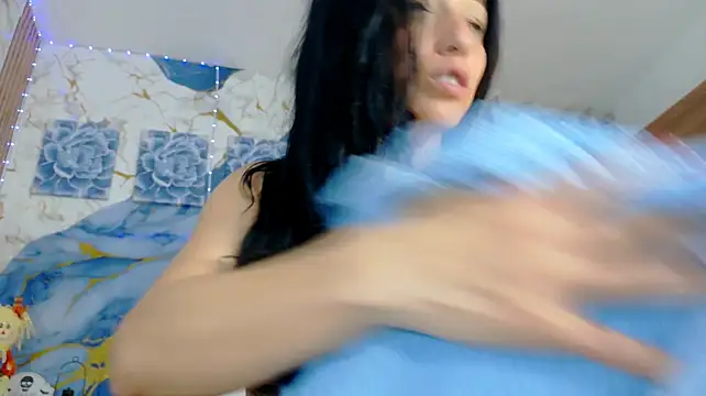 Ariadna-07's Live XXX Chat