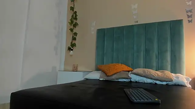 Ixxus_Raven Live XXX-Chat