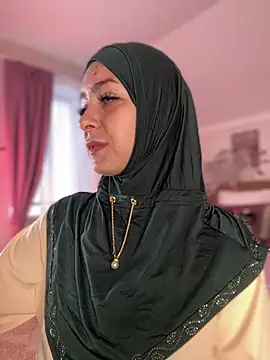دردشة LynaFrost الجنسية المباشرة