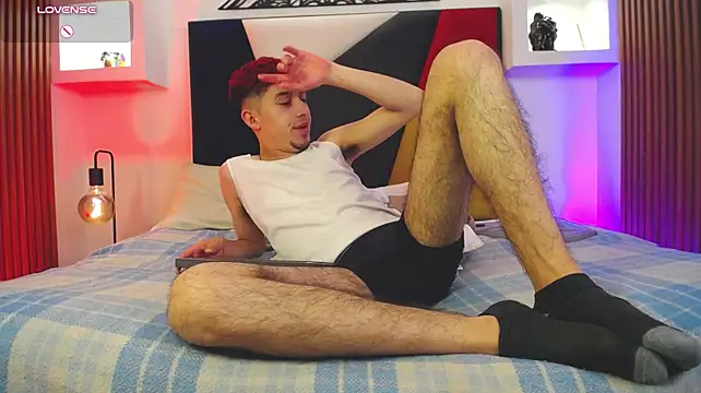 Онлайн чат XXX Axel_Bell