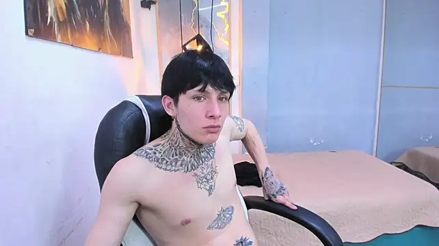 Cry_thereal: онлайн-секс-чат