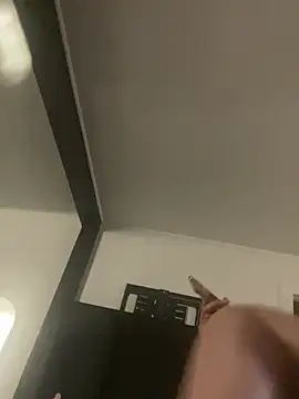 bigbootyfreakxxx's Webcam Show