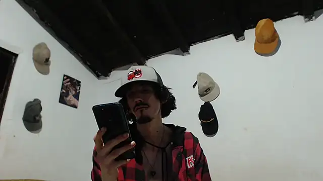 Chatroom XXX en direct de sk8-sir