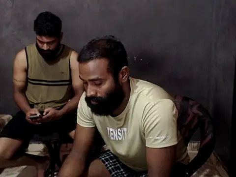 indian2 Adlı Modelin Canlı XXX Sohbeti