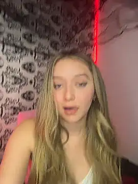 Sarisloves' Live XXX Chat