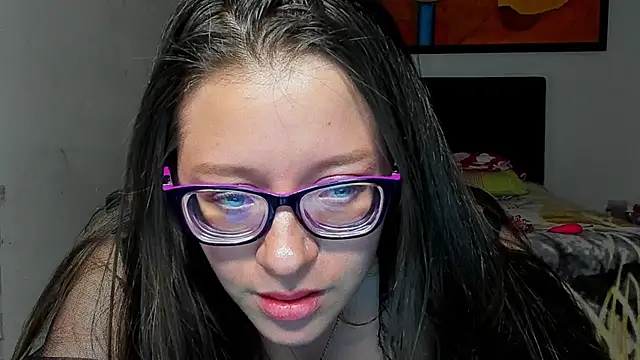 shopiebunny-'s Live XXX Chat