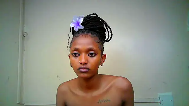 Chat XXX en directo de Qute_nimple