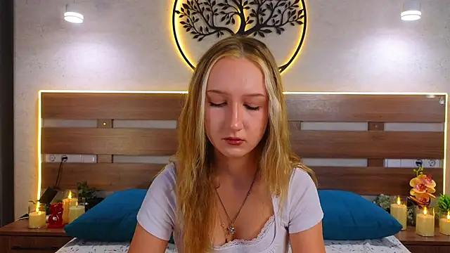 Chat +18 de TinaPage ao vivo