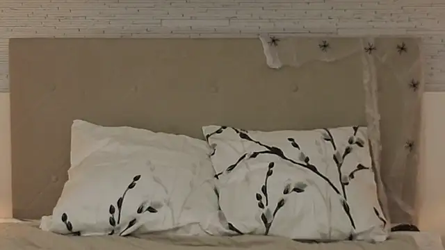 L1ittle_kitty_'s Live XXX Chat