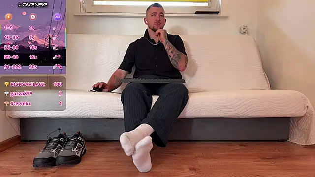 แชท XXX สดของ BLue_eyed_Bully
