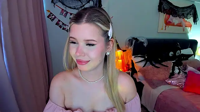 FollowLovee Live XXX-Chat