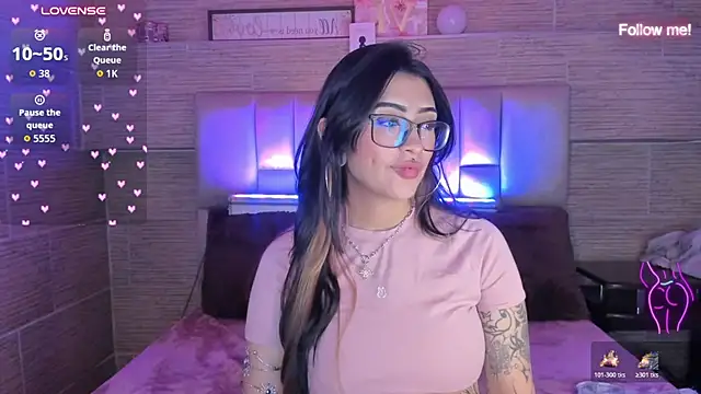 แชท XXX สดของ mia_devine_