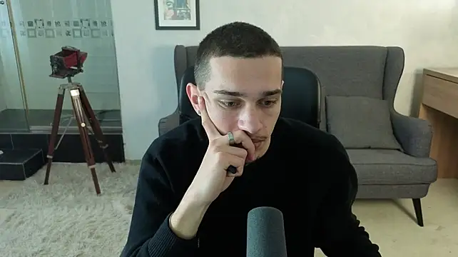 Chat +18 de KaydenDrew ao vivo