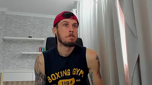 JonahShaw Chat XXX in diretta